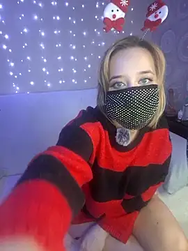 EridaAmorous-1 online show from December 19, 5:26 pm