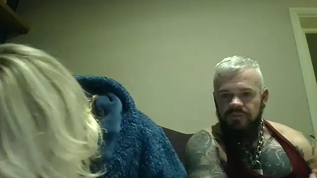 trans man and his dom online show from December 14, 7:08 pm