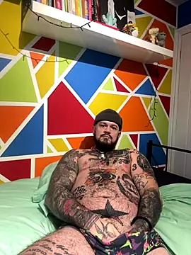 trans man and his dom online show from December 17, 2:11 pm