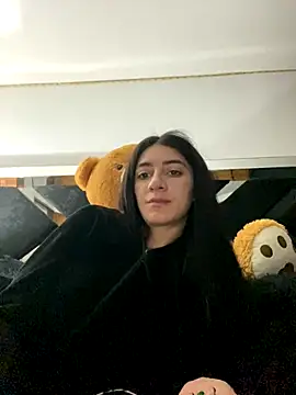 Snapshot of Moon_Magic666 chatting on December 16, 5:00 am Moon Magic666 online show from December 16, 5:00 am