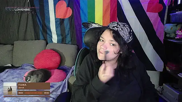 bellaheart x online show from December 15, 3:51 pm