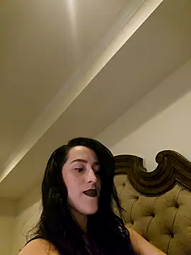 BustyVampyre online show from December 23, 12:00 am