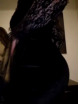 BustyVampyre online show from December 17, 11:54 pm