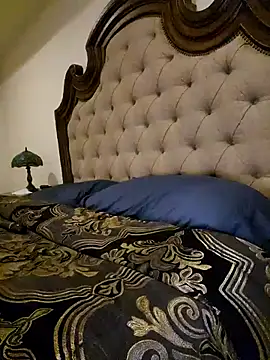 BustyVampyre online show from December 20, 12:13 am