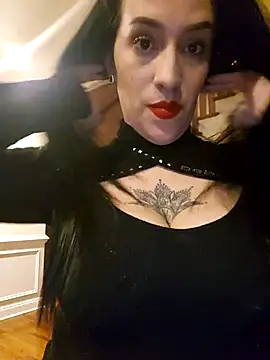BustyVampyre online show from February 15, 3:51 am