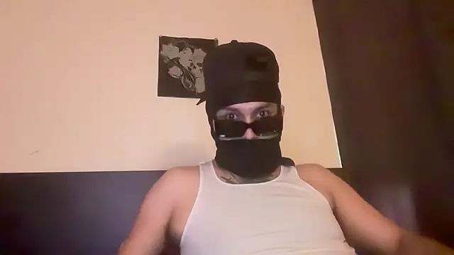 Snapshot of angelblanco chatting on May 4, 7:06 pm angelblanco online show from May 4, 7:06 pm