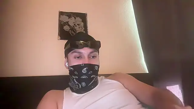 angelblanco online show from March 28, 3:57 pm