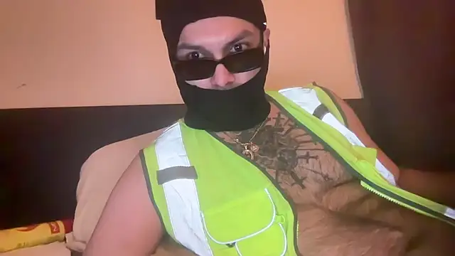 angelblanco online show from April 3, 9:27 am