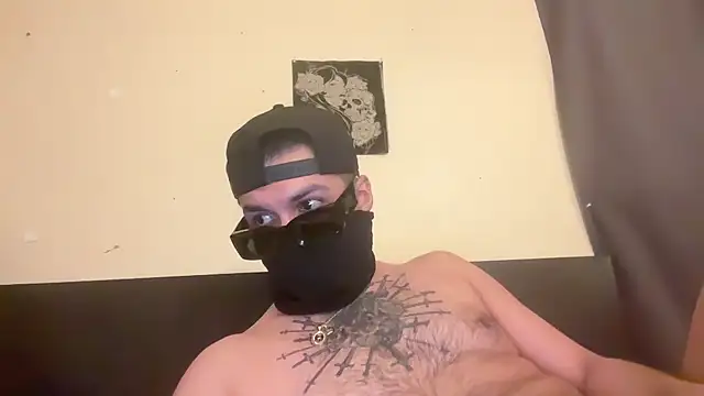 angelblanco online show from February 17, 8:22 am