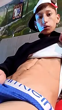 Snapshot of Disey888 chatting on January 15, 10:35 pm Disey888 online show from January 15, 10:35 pm