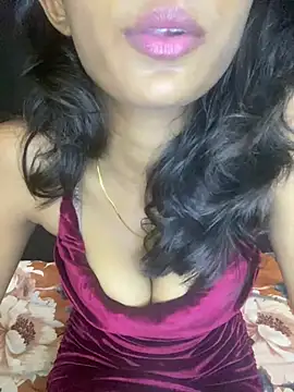 Hottie kia online show from June 10, 6:20 pm