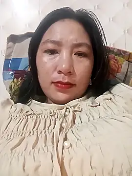 Snapshot of rika833 chatting on December 14, 12:17 am rika833 online show from December 14, 12:17 am