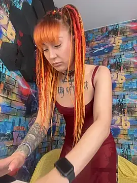 Tattoo  Moon online show from February 24, 1:17 am