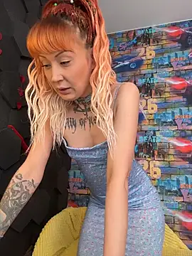 Tattoo  Moon online show from March 21, 1:29 am