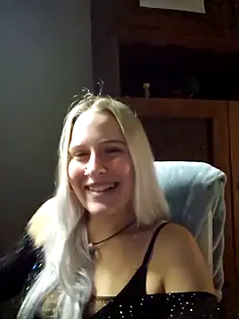 ChristinaWheeled11 online show from February 25, 8:19 pm