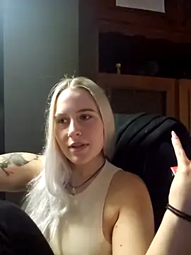 ChristinaWheeled11 online show from February 19, 4:04 pm