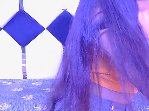 Snapshot of Hii_saru chatting on December 15, 5:24 am Hii saru online show from December 15, 5:24 am