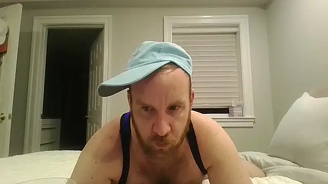 Snapshot of BeefyNcloudy chatting on January 9, 3:13 am BeefyNcloudy online show from January 9, 3:13 am