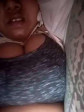 pihuu1313 online show from April 4, 10:11 am