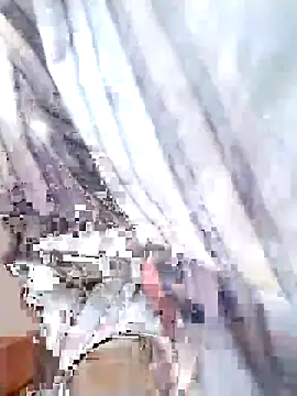 Snapshot of pihuu1313 chatting on May 13, 8:54 am pihuu1313 online show from May 13, 8:54 am