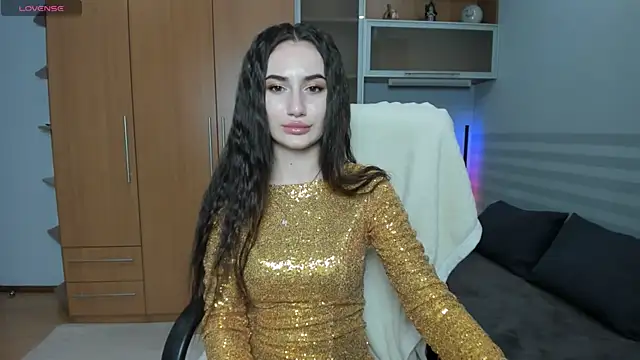 MiraaLes online show from April 18, 7:58 pm