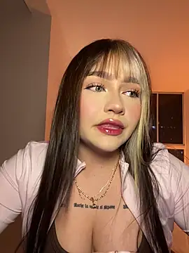 Daniela ruizz online show from June 26, 3:34 am