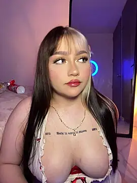 Daniela ruizz online show from June 18, 4:33 am