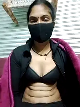 Snapshot of Sapna8080 chatting on December 17, 10:26 pm Sapna8080 online show from December 17, 10:26 pm