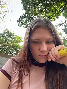 FionaMurr online show from March 16, 1:24 am