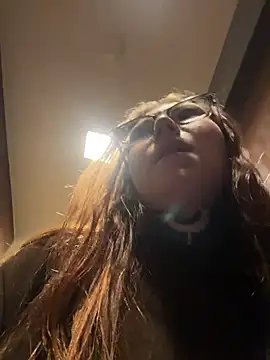 FionaMurr online show from March 12, 1:33 am