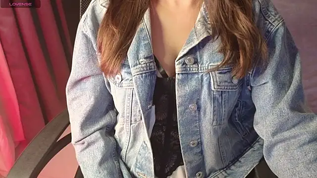 WaniRoy online show from February 8, 4:15 pm