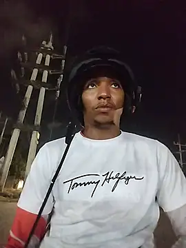 Andreskelly online show from April 16, 1:39 am