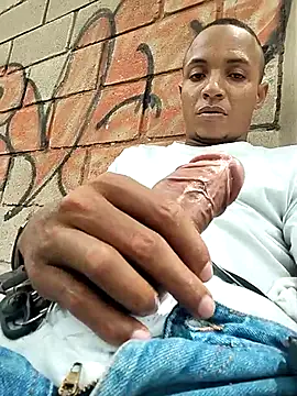 Andreskelly online show from February 8, 5:21 pm