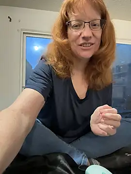 Lenaravenswood online show from February 15, 1:50 am