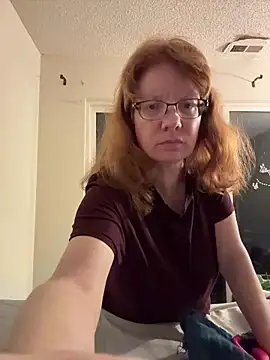 Lenaravenswood online show from March 5, 7:05 am