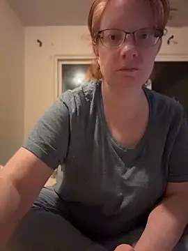 Lenaravenswood online show from April 9, 5:31 am