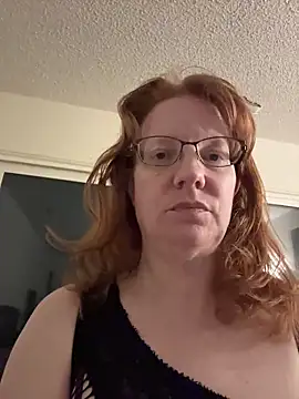 Lenaravenswood online show from March 3, 6:42 am