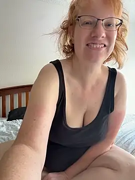 Lenaravenswood online show from May 2, 8:14 pm