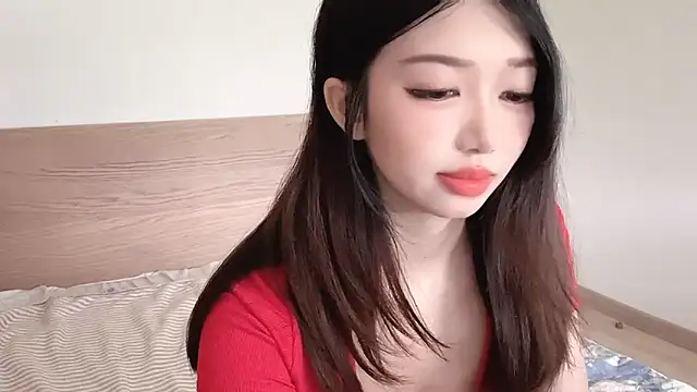 Snapshot of cici-r0 chatting on February 15, 12:48 pm cici-r0 online show from February 15, 12:48 pm