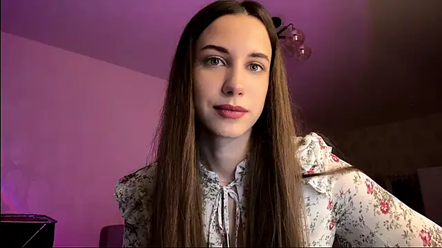 Snapshot of ChristianaLopze chatting on December 15, 3:40 pm ChristianaLopze online show from December 15, 3:40 pm