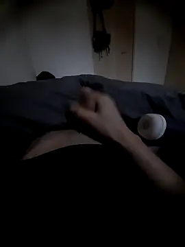 Snapshot of Shank599 chatting on February 24, 10:21 pm Shank599 online show from February 24, 10:21 pm