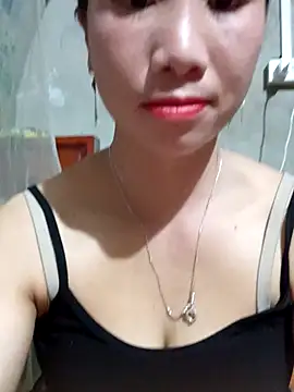 Snapshot of imh78516 chatting on July 6, 3:58 pm imh78516 online show from July 6, 3:58 pm