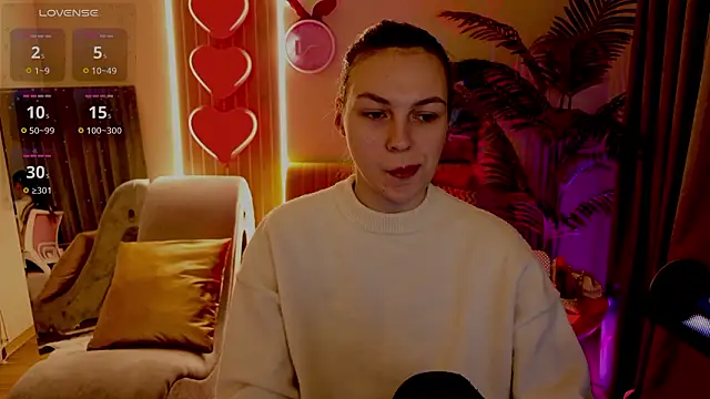 MaxinCarroll online show from February 25, 5:07 am