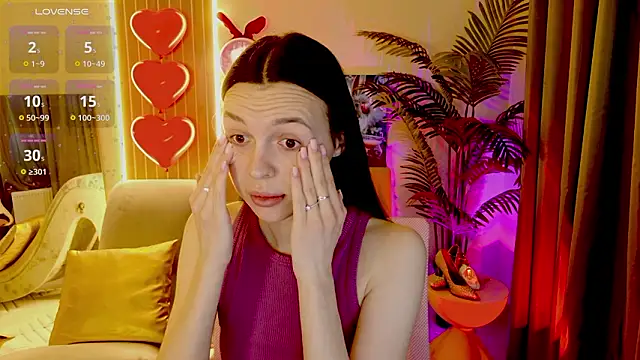 MaxinCarroll online show from February 18, 6:11 am