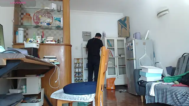 Snapshot of jjjjay123 chatting on December 15, 5:24 am jjjjay123 online show from December 15, 5:24 am