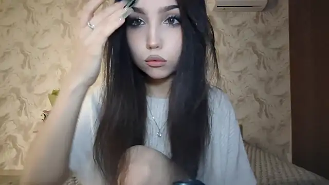 Qwami Amie online show from March 13, 3:06 pm