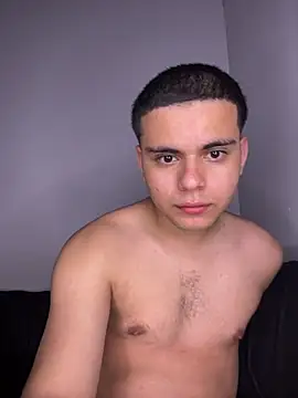 Liam Mateo online show from March 2, 4:02 am