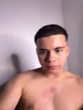 Liam Mateo online show from March 4, 3:47 am