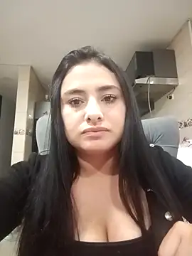 Snapshot of sara_nina chatting on December 13, 11:00 pm sara nina online show from December 13, 11:00 pm