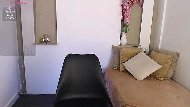 Neysha 1 online show from December 17, 2:11 pm